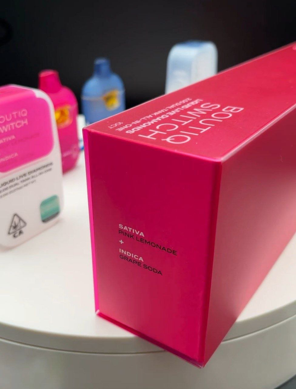 IMG AA67F3253B7A 4 1 Boutiq Switch V3 Disposable 2G - Image 3