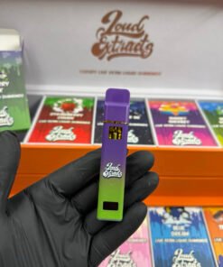 Alternative view of V4 LOUD EXTRACTS 2G DISPOSABLE – LIVE RESIN LIQUID DIAMONDS