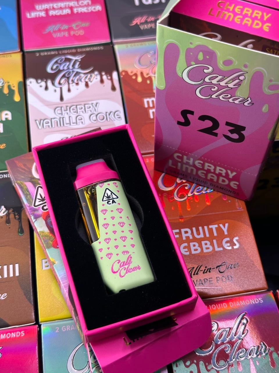 image 1907 1 CALI CLEAR PARTY PACK 2G DISPOSABLE – LIQUID DIAMONDS - Image 2