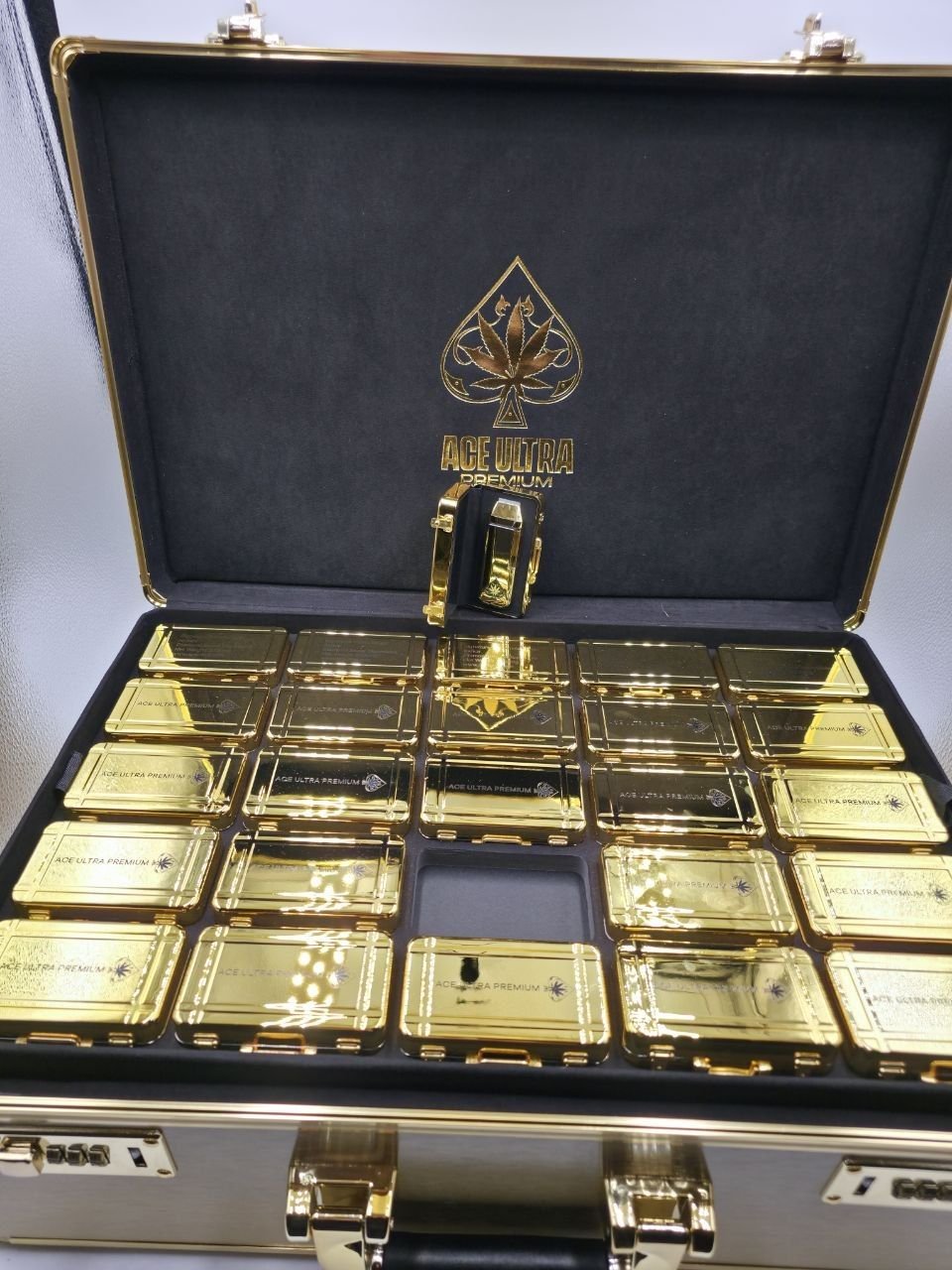 image 2314 1 ACE ULTRA PREMIUM 2G DISPOSABLE: THE SIGNATURE GOLD COLLECTION – MINIS GEN 5 - Image 5