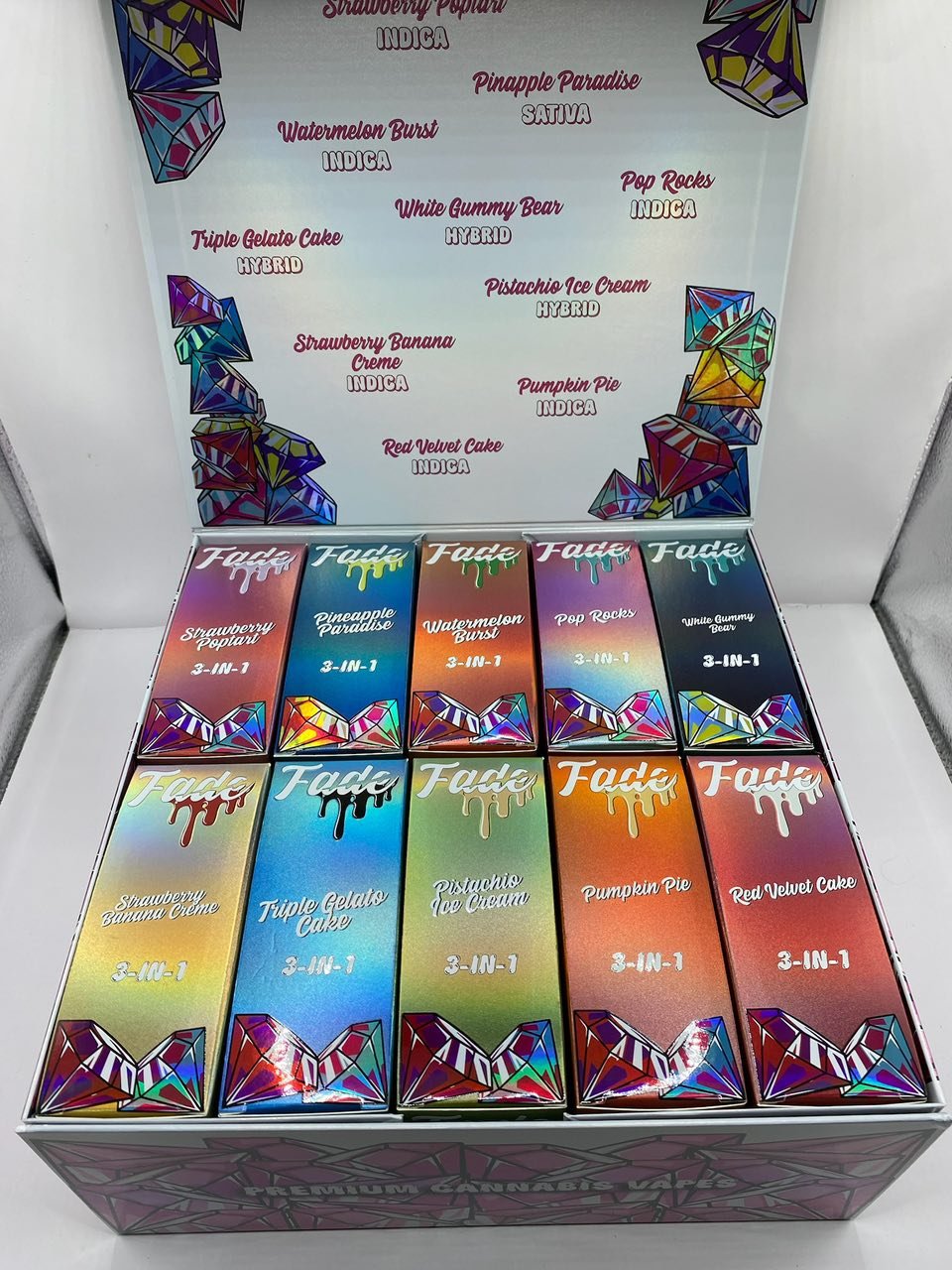 image 656 1 V2 FADE 2G DISPOSABLE VAPE W/ PRE ROLLS & GUMMIES – LIQUID DIAMONDS X LIVE RESIN - Image 2